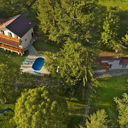 Пе́Трови Вили Ribarica Zewnętrze zdjęcie